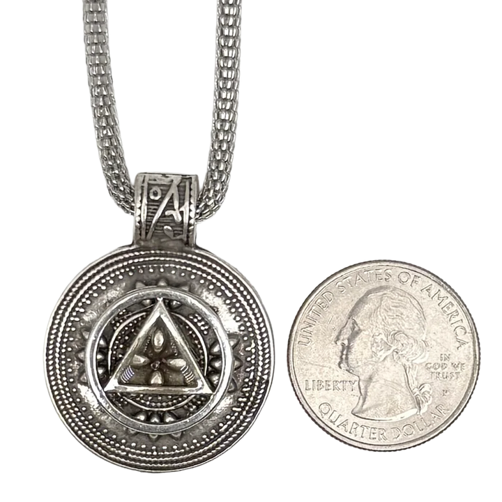 B10. "Silver Spirit", AA Silver Plated Necklace.