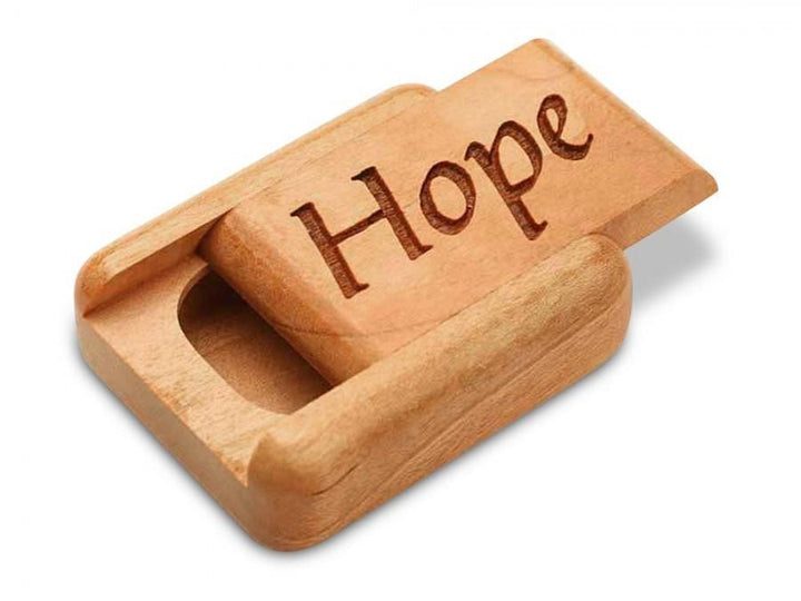 G032. Medallion Box: Inspirational Wooden Box - Choices Books & Gifts